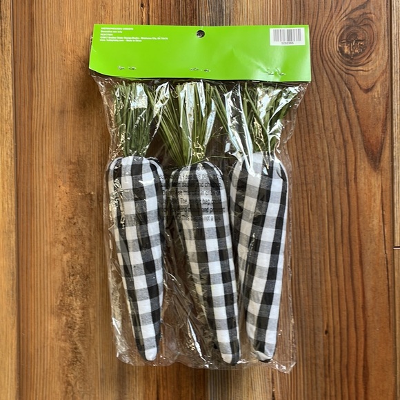 Easter Decor - Picture 5 of 10